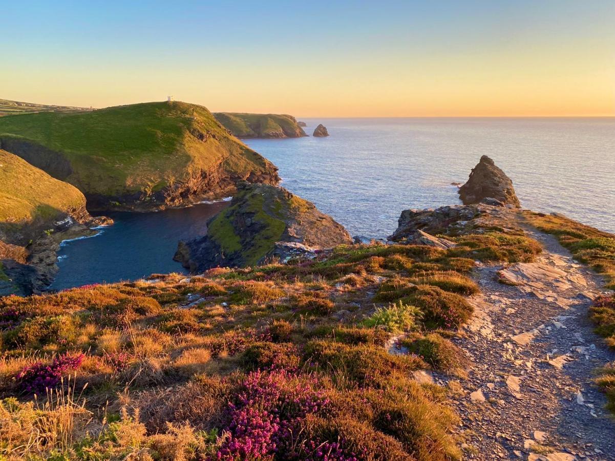 Polrunny Farm Seaberry Cottage With A Sea View And Log Burner Boscastle Zewnętrze zdjęcie